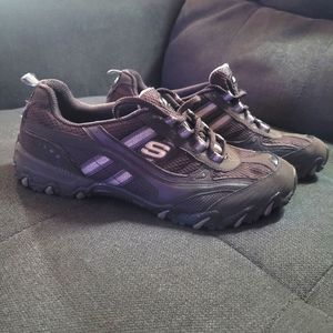 Sketchers Brown low top slip ons size 8 1/2. Practically Brand New